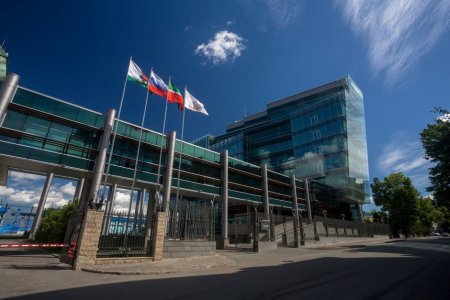 ����: � ����� ��� �������������